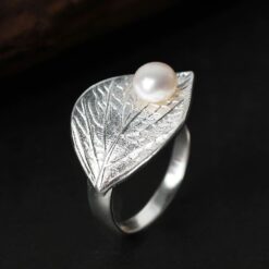 Bague perle dans son écrin argent