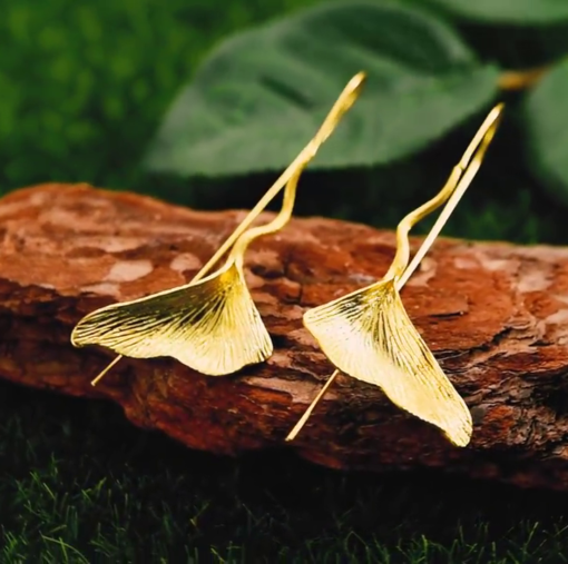 boucles d'oreilles feuilles de ginkgo dorées à l'or 18 K (bis)