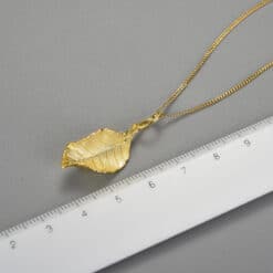 Pendentif feuille d'automne taille