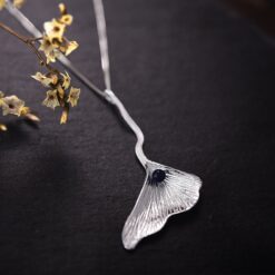 Pendentif feuille de ginkgo Argent